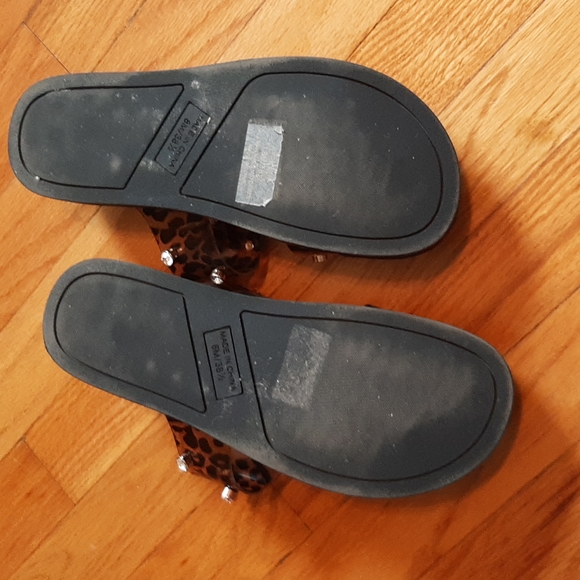 Vince Camuto Partha Leopeard Jeweled slides - Picture 2 of 3